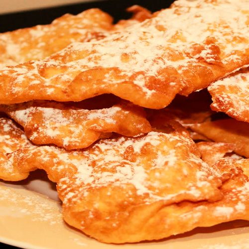 Cómo-hacer-las-hojuelas-de-Carnaval